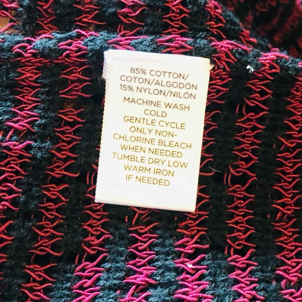 $6❤️Bundled LOFT Sweater